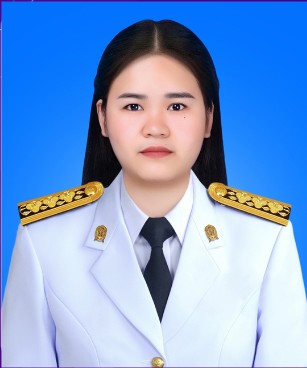นางสาวรัตติกาล เมฆอุตส่าห์ 