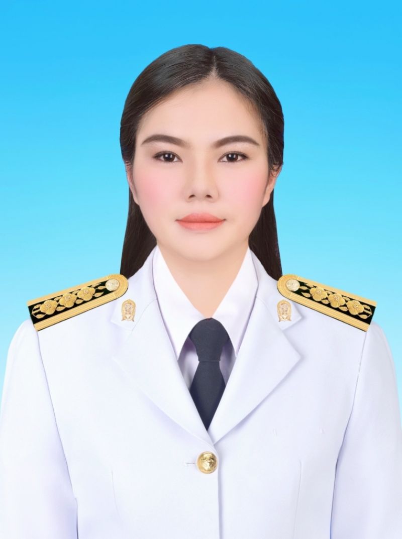 นางสาวรัชนีภรณ์ อินทร์พรม