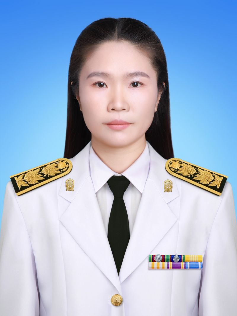 นางสาววณิชญา  กามะ