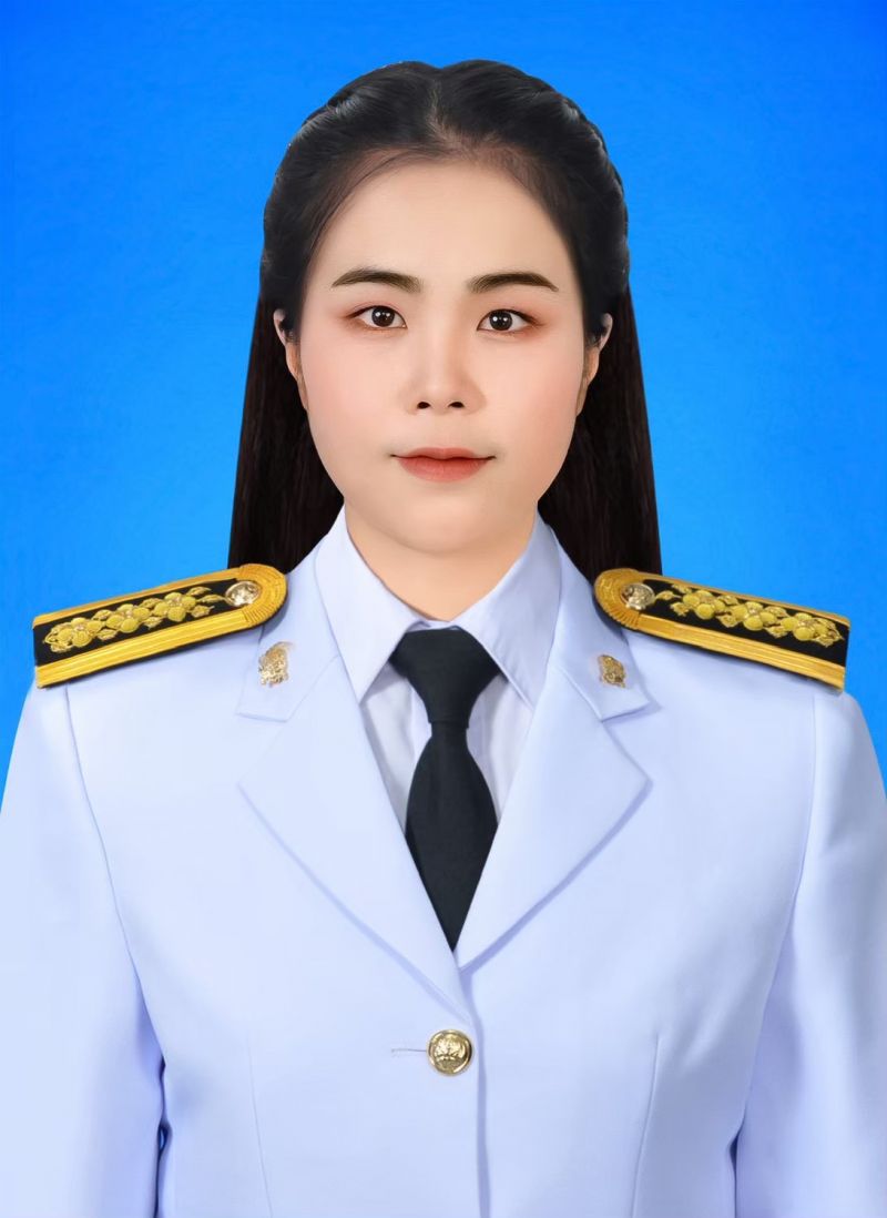 นางสาวศุภานัน จันทร์คำเรือง