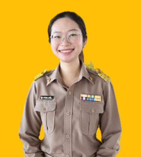 นางสาววธัญญา แซ่ฟุ้ง