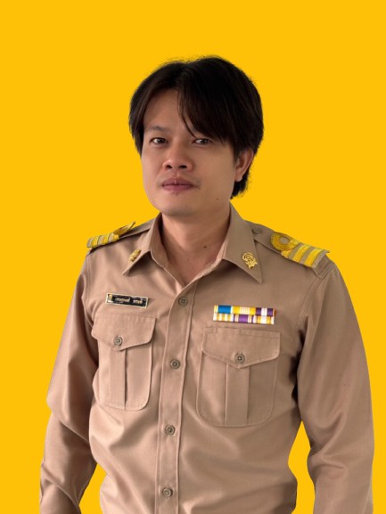 นายเชษฐพงศ์ พรมทิ