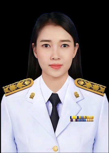 นางสาวแคทราย ด่านอินถา