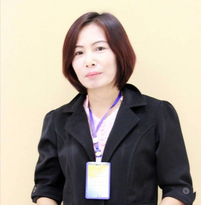 นางสาวทัศนีย์ แก้วดำ