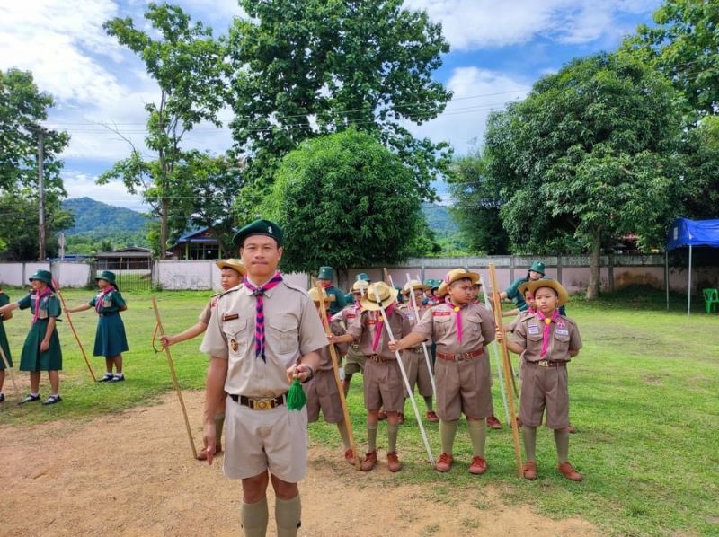 ถนอมพันธ์ ฝั้นจันทร์ตา