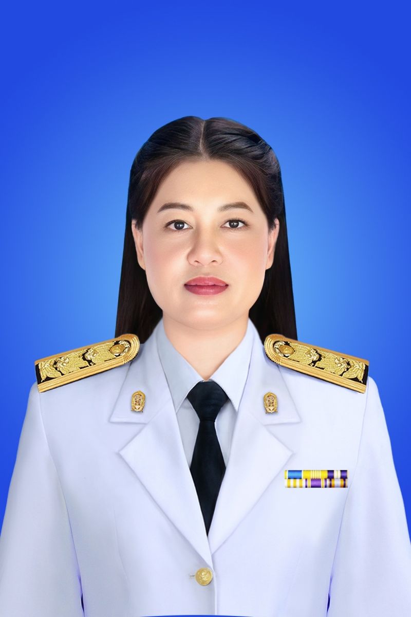 นางสาวณิชานันท์ แสงทอง