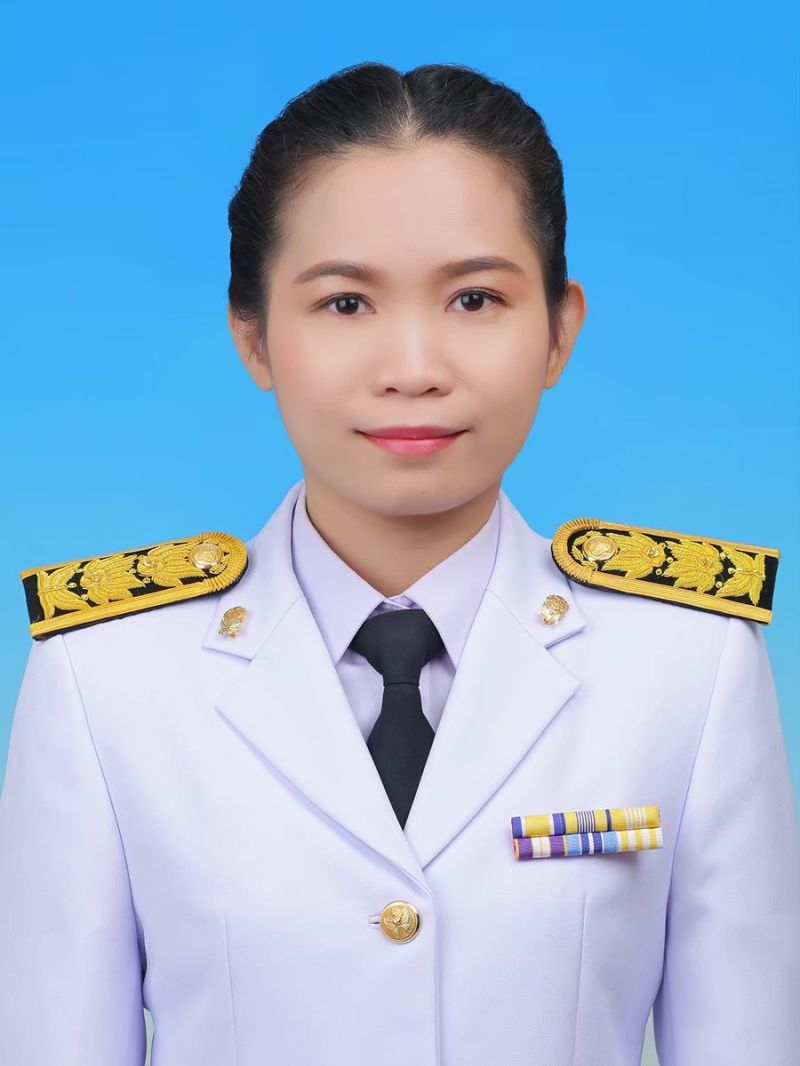 นางสาวนิฤมล โนวิชัย