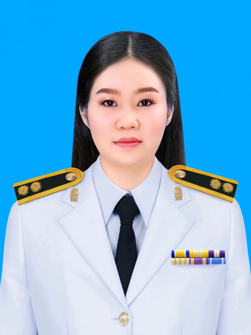 นางสาวรัตนาภรณ์ ลือโฮ้ง