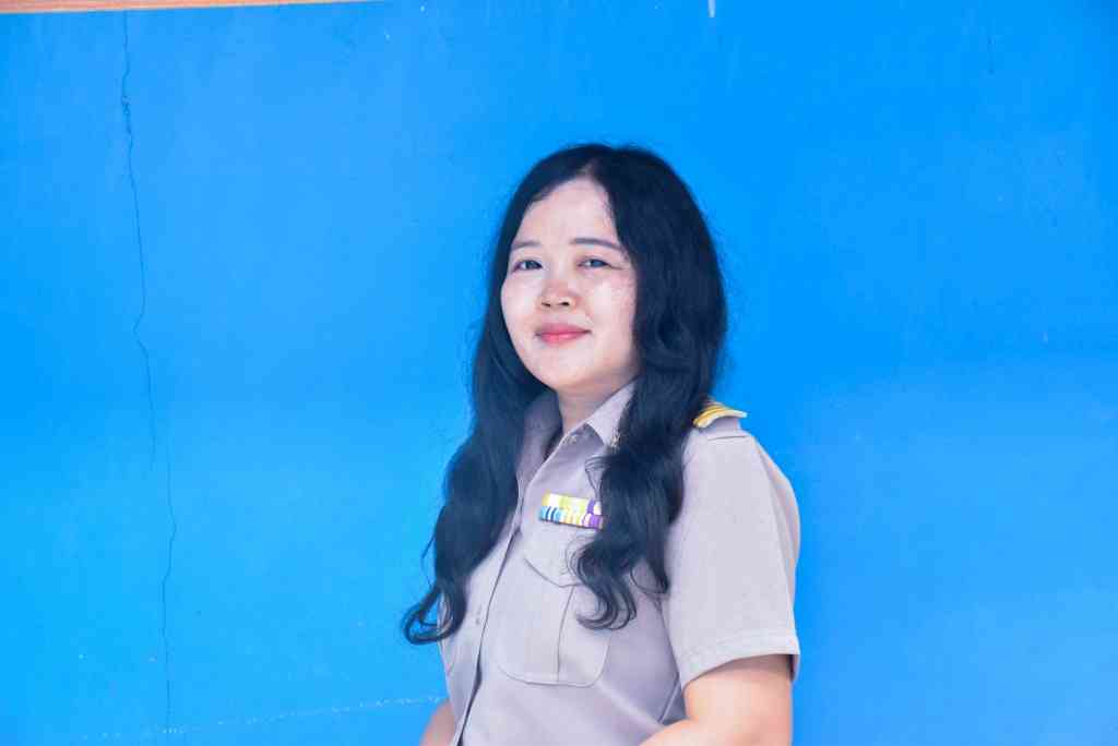 นางสาววริศรา เขื่อนปัญญา